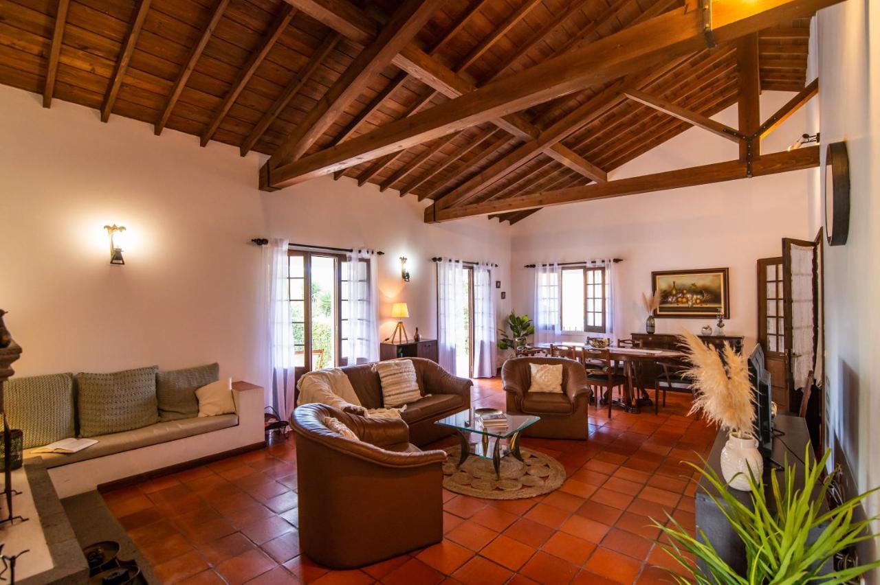Casa Do Pinheiro With Shared Swimming Pool Villa São Vicente Ferreira Buitenkant foto