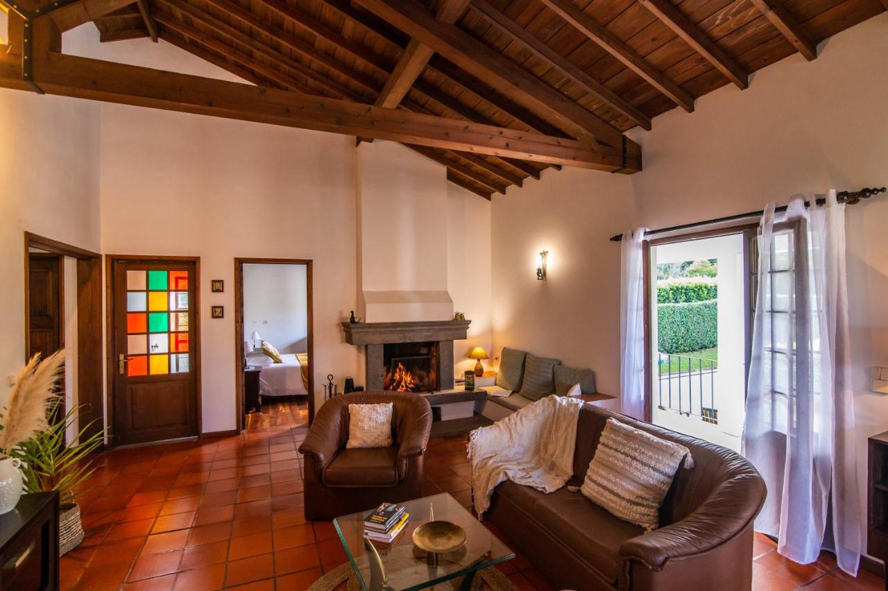 Casa Do Pinheiro With Shared Swimming Pool Villa São Vicente Ferreira Buitenkant foto